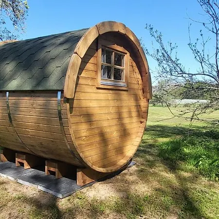 Les Du Veau Kamp alanı Morannes sur Sarthe-Daumeray